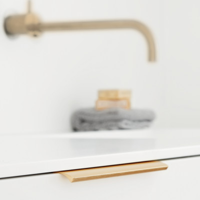 Poignée profil EDGE STRAIGHT de FURNIPART - Or