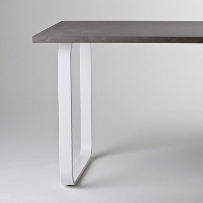 Pied de table pour péninsule - 820 mm